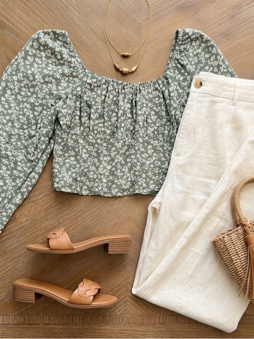 Hollister Sage Green Floral Puff-Sleeve Crop Top